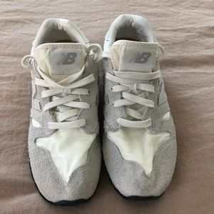 New Balance running shoes - Unisex (M:6.5 W:8)